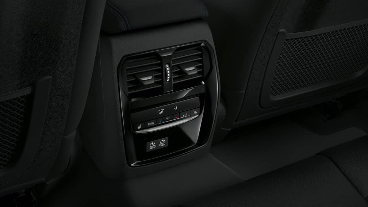 2021 BMW 3 Series Interior 3