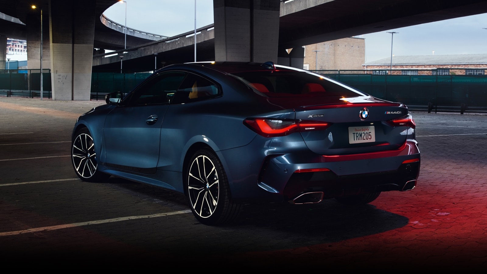 The 2021 BMW M440i xDrive Coupe captivates through the impressive rear diffuser and free-form dual exhaust finishers.