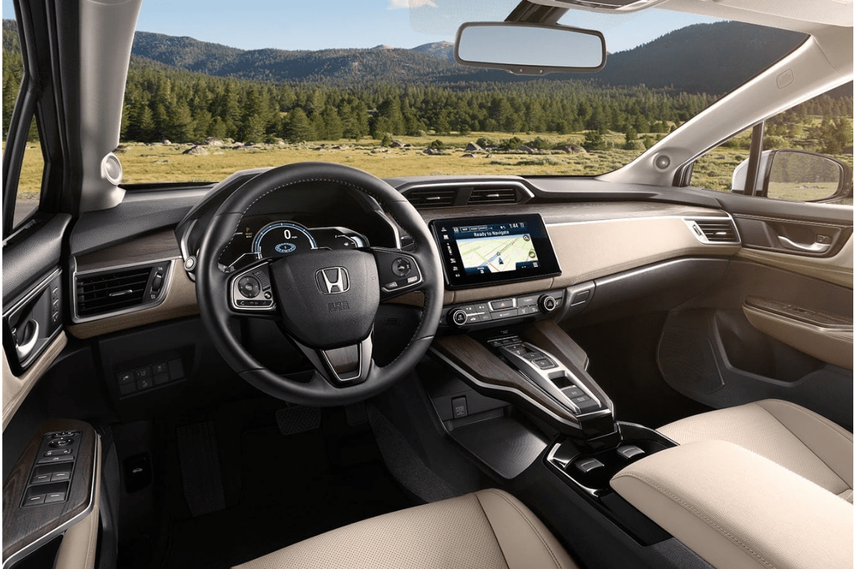 2021 Honda Clarity Plug-In Hybrid Interior 1