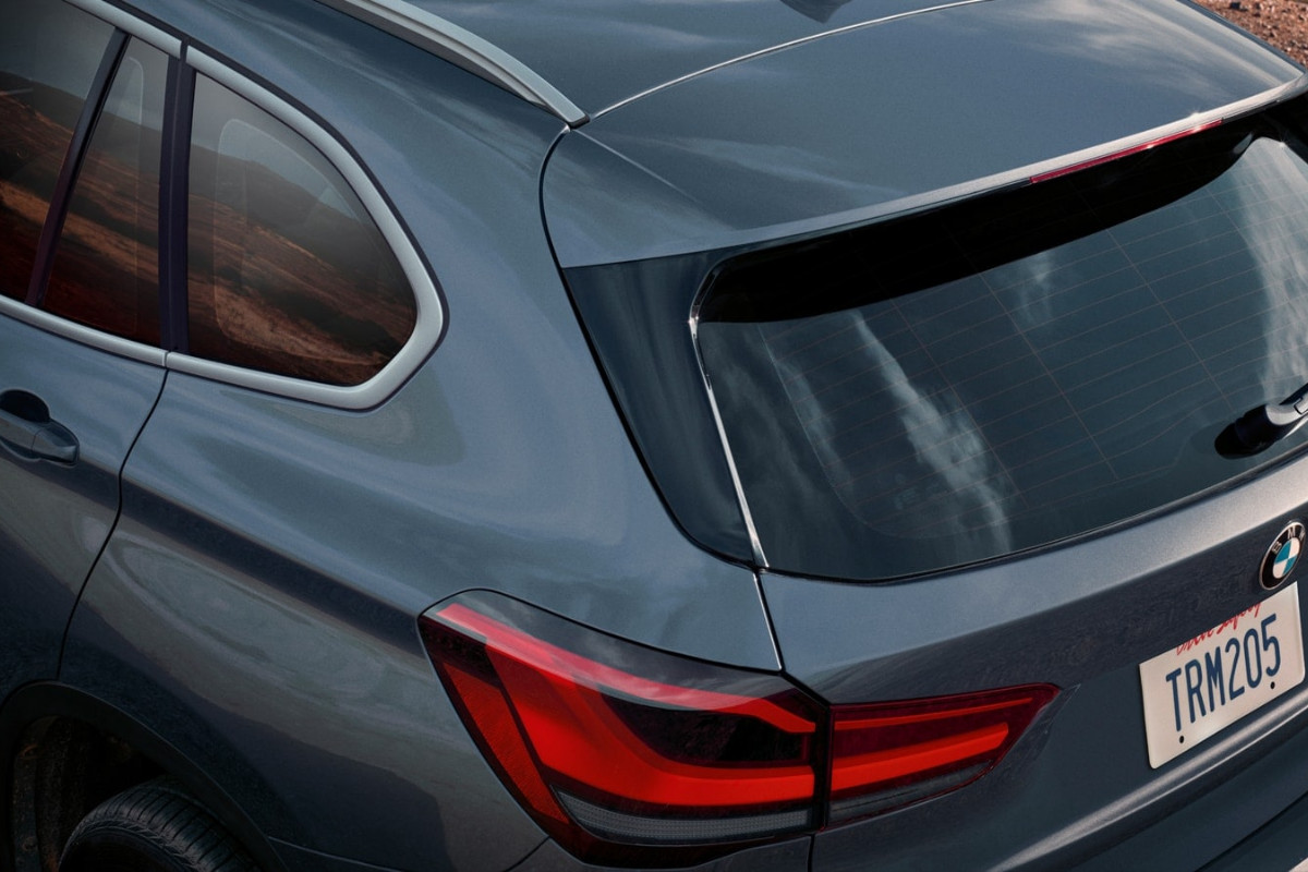 2022 BMW X1 exterior