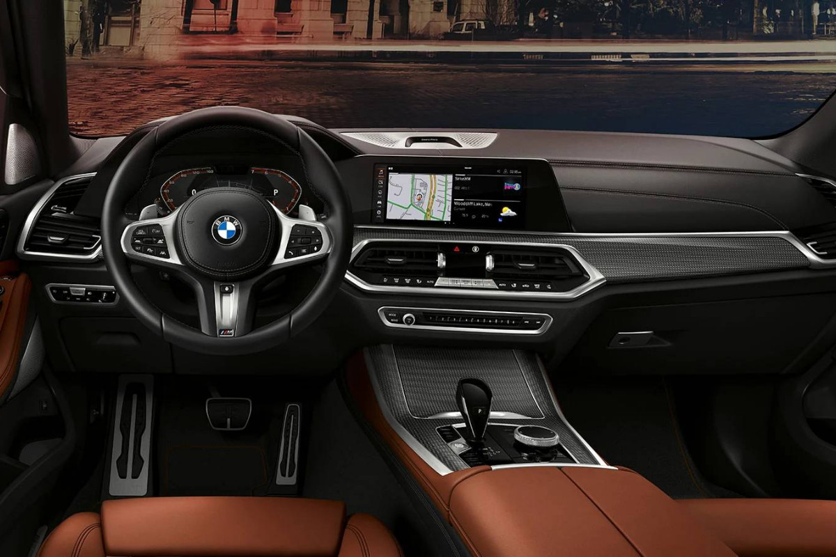 2022 BMW X5 interior